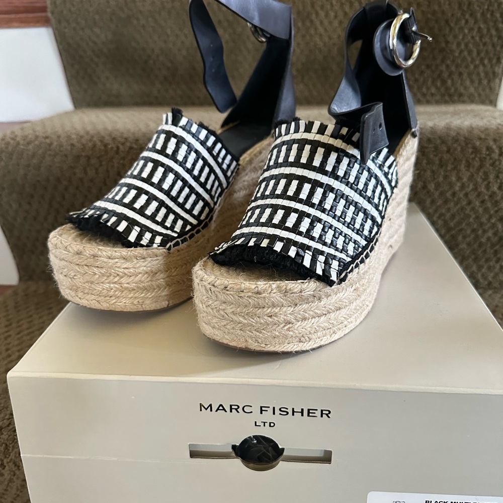 Marc Fisher wedge heel size 9 never worn!